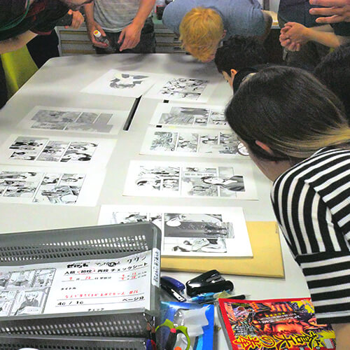 CAMPAMENTO Internacional de Manga de Kumamoto